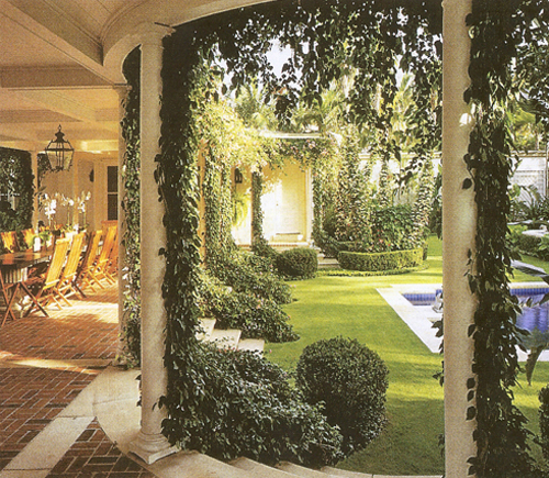 LOGGIA OVERLOOKING POOL