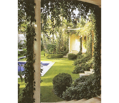 LOGGIA OVERLOOKING POOL