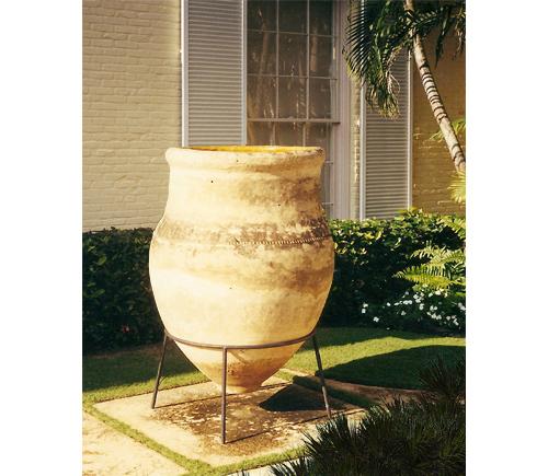 DETAIL OF HISTORIC URN