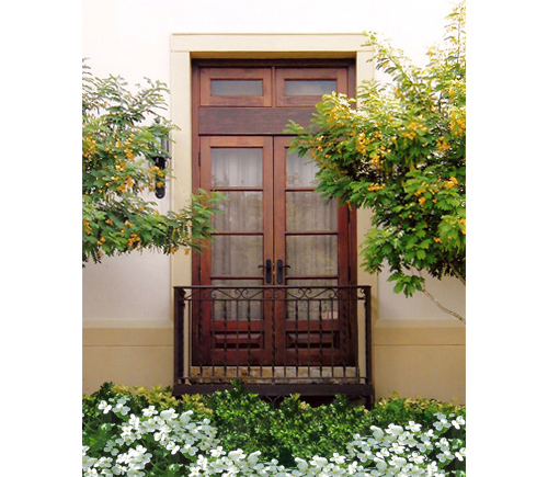 EXTERIOR BALCONY DETAIL