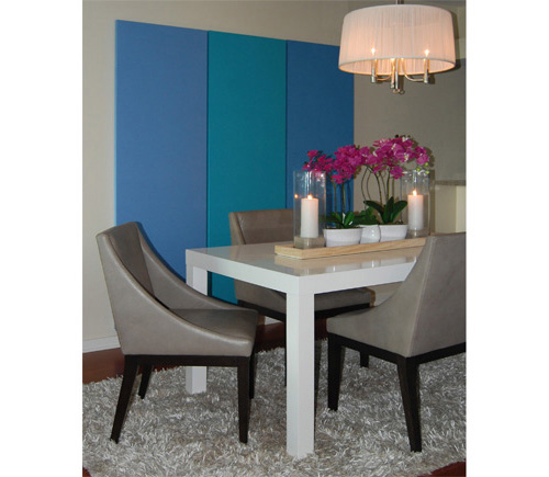 ART COLOR PANELS DEFINE SPACES - DINING AREA